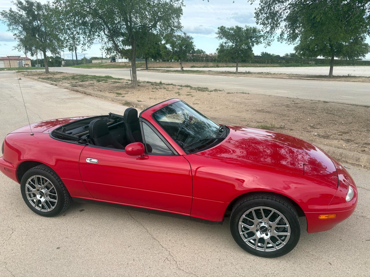 Mazda MX5 Miata  1996