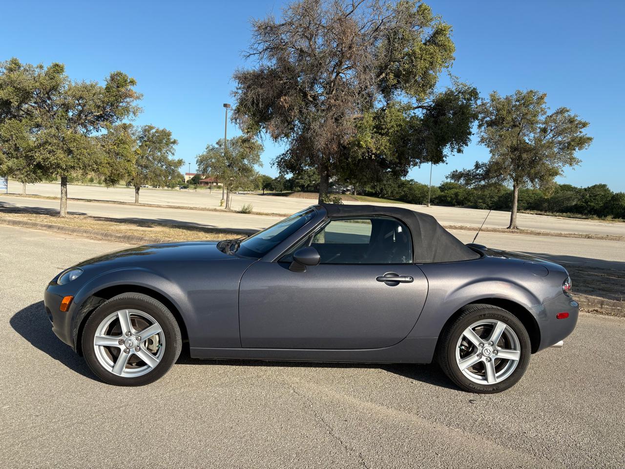 Mazda MX-5 Miata  2007