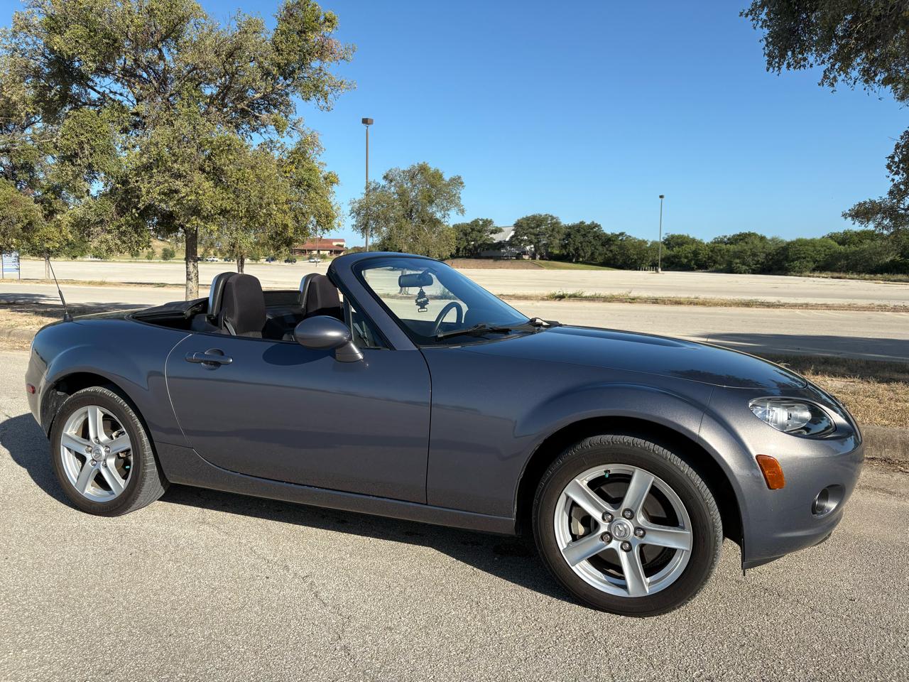 Mazda MX-5 Miata  2007