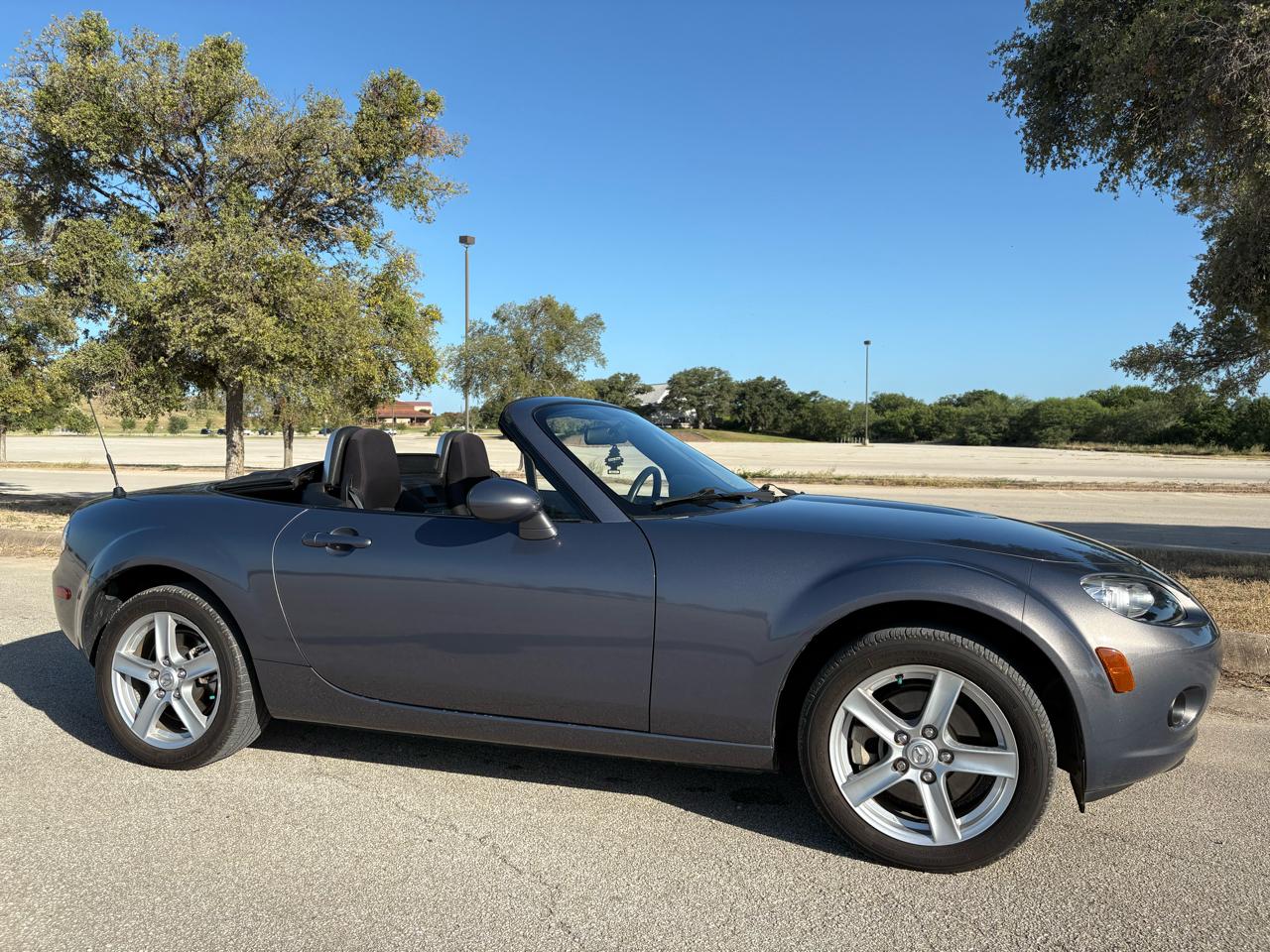 Mazda MX-5 Miata  2007