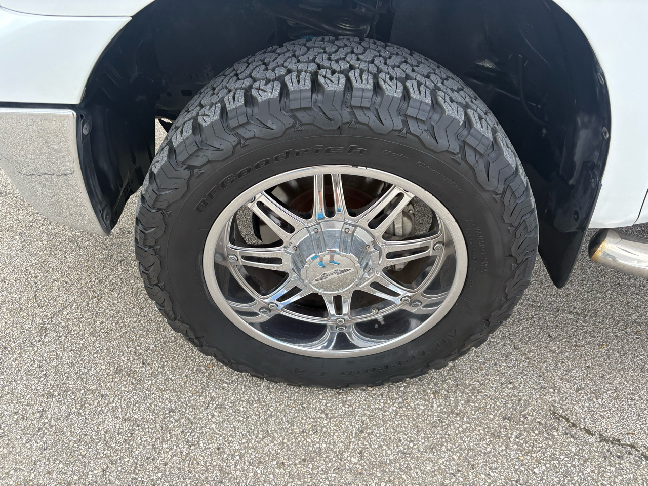 Toyota Tundra 2WD Truck  2010