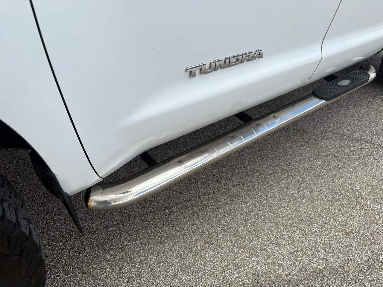 Toyota Tundra 2WD Truck  2010
