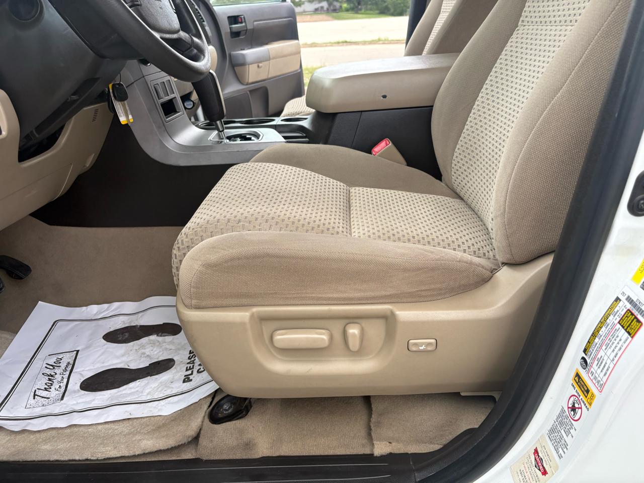 Toyota Tundra 2WD Truck  2010