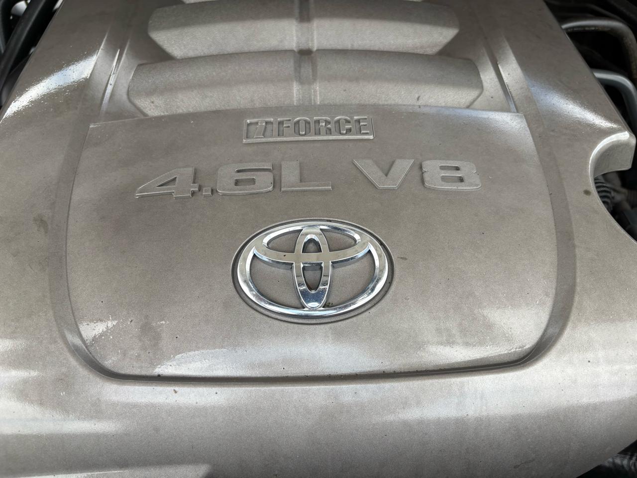 Toyota Tundra 2WD Truck  2010