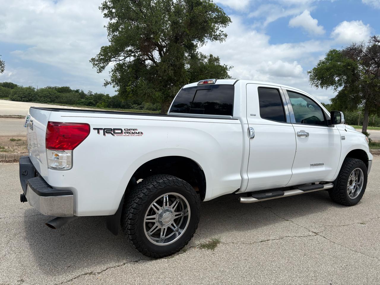 Toyota Tundra 2WD Truck  2010