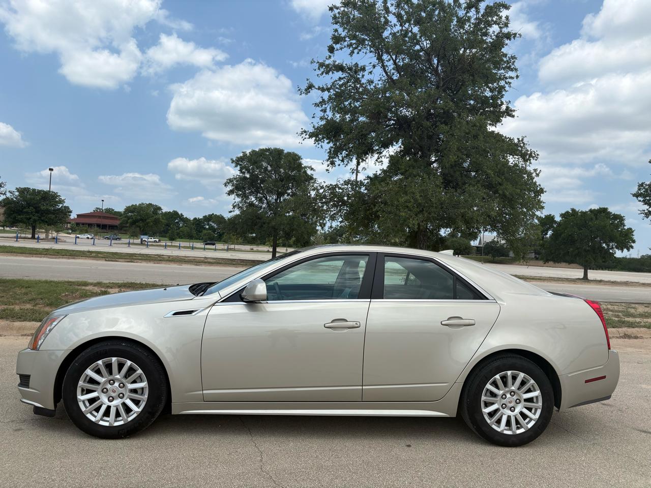 Cadillac CTS Sedan 4dr Sdn 3.0L Luxury RWD 2013