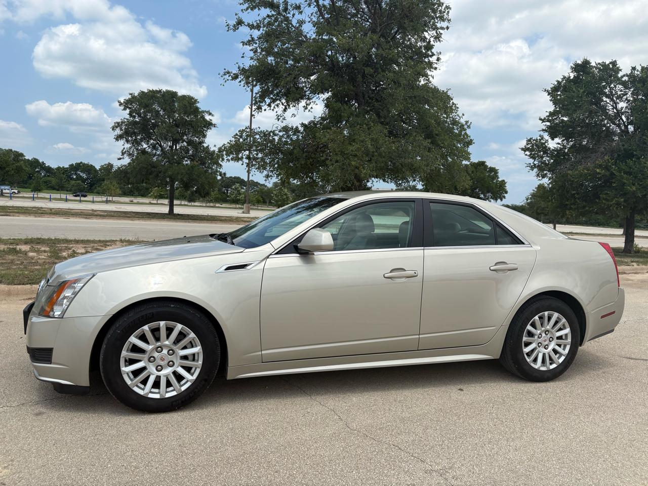 Cadillac CTS Sedan 4dr Sdn 3.0L Luxury RWD 2013