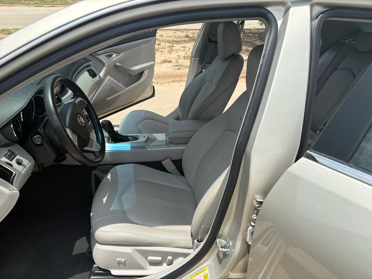 Cadillac CTS Sedan 4dr Sdn 3.0L Luxury RWD 2013