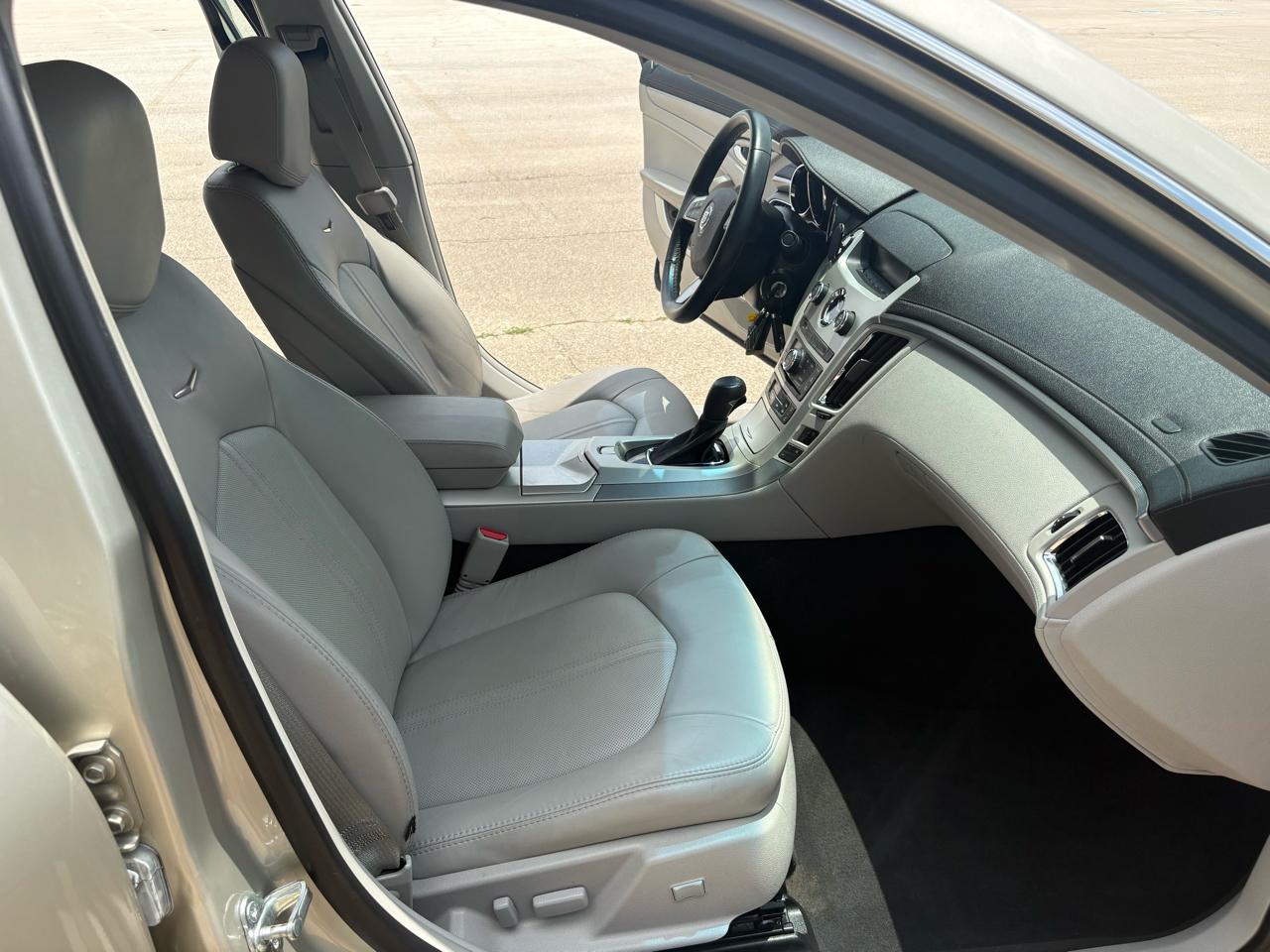 Cadillac CTS Sedan 4dr Sdn 3.0L Luxury RWD 2013