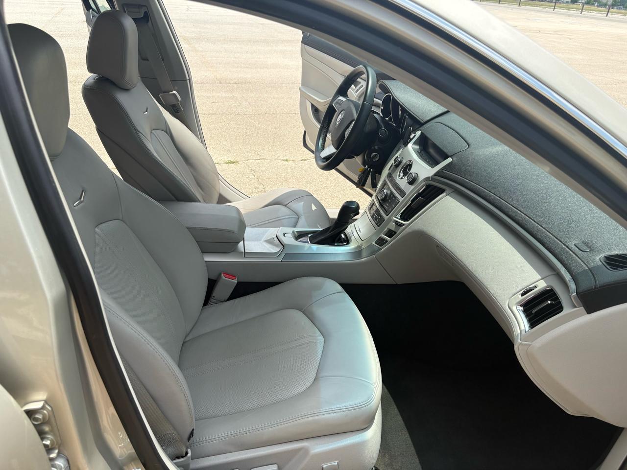 Cadillac CTS Sedan 4dr Sdn 3.0L Luxury RWD 2013