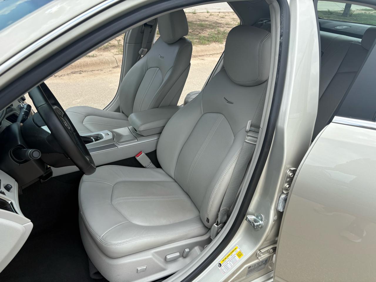 Cadillac CTS Sedan 4dr Sdn 3.0L Luxury RWD 2013