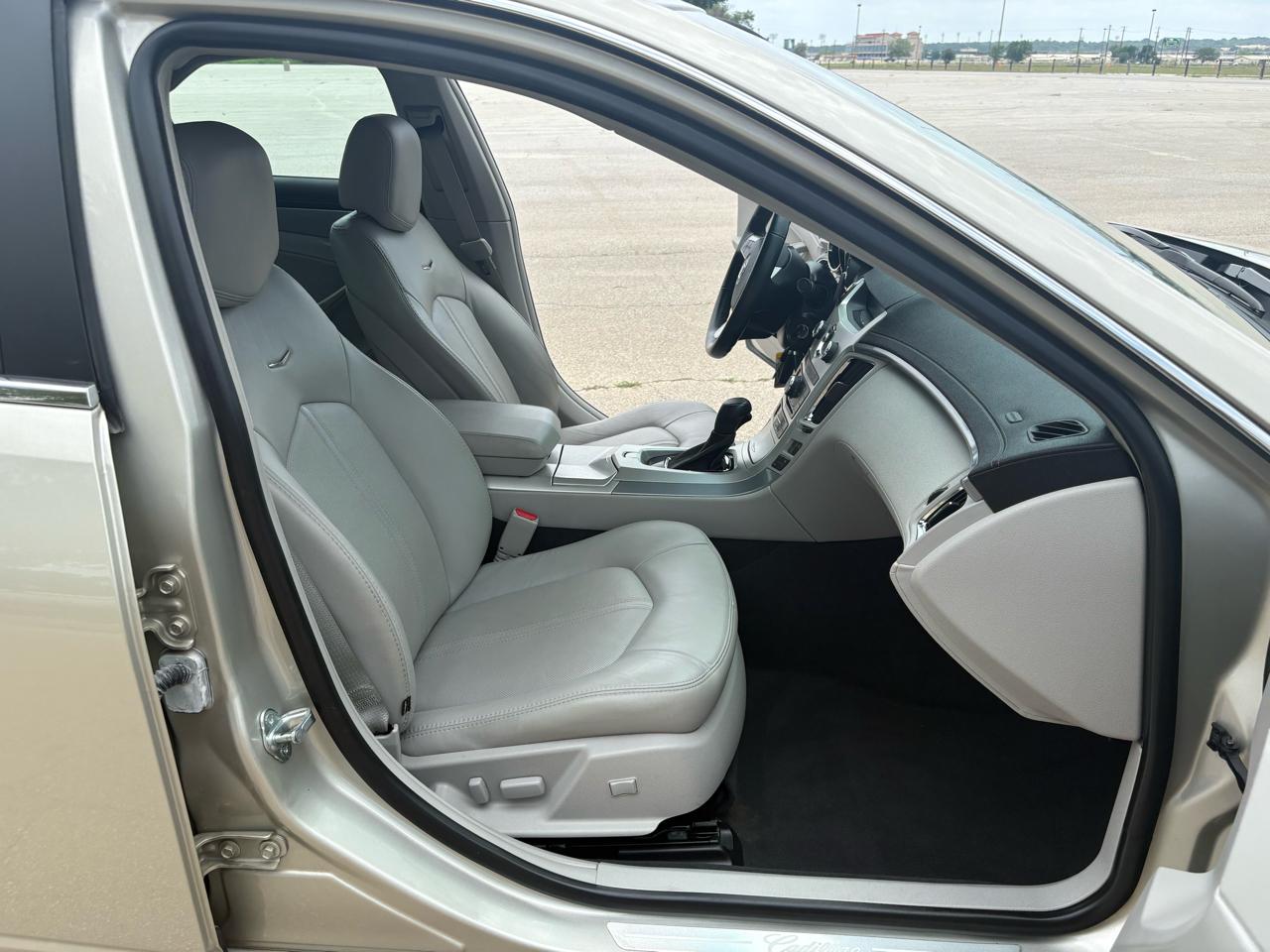 Cadillac CTS Sedan 4dr Sdn 3.0L Luxury RWD 2013