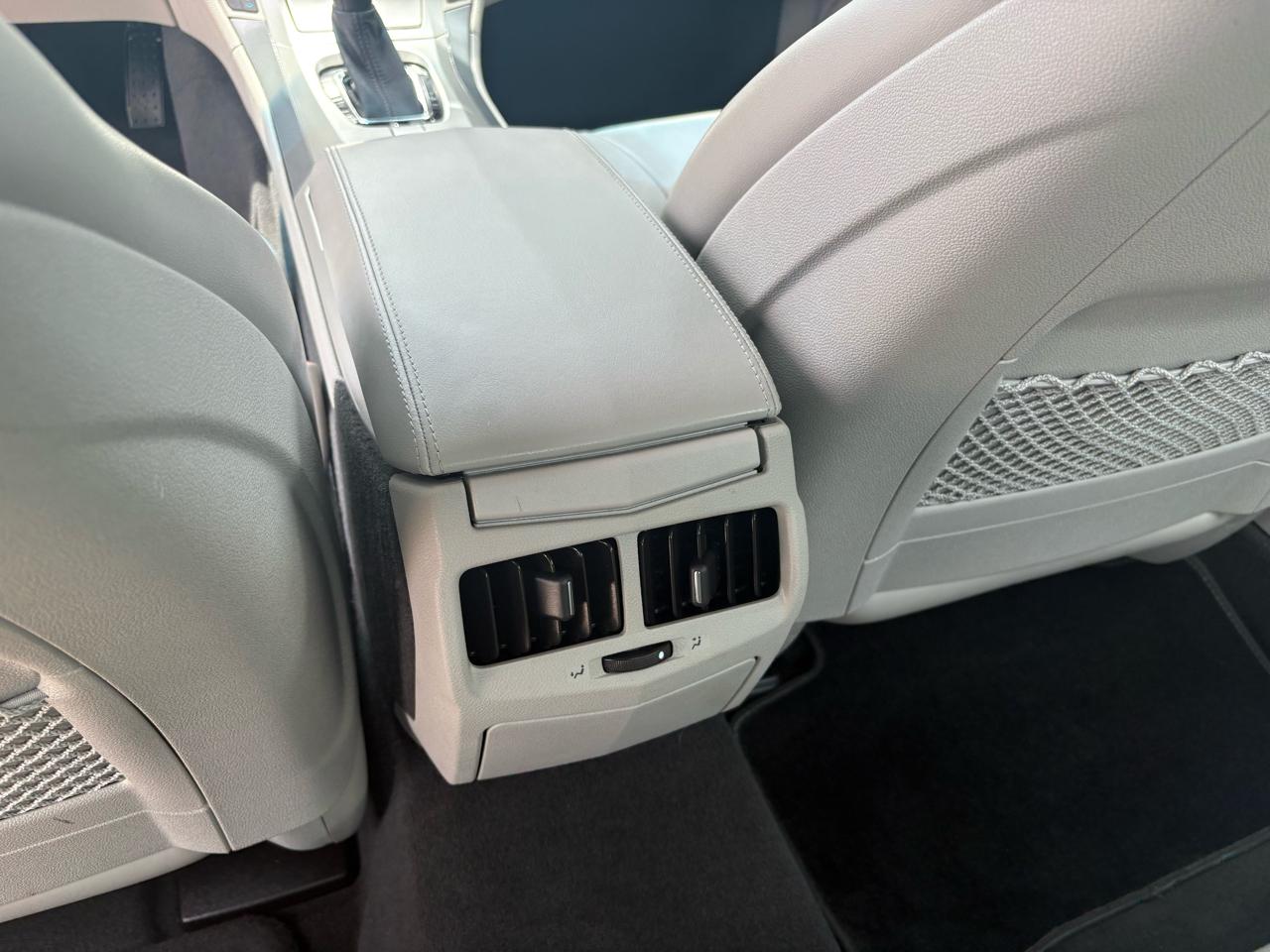 Cadillac CTS Sedan 4dr Sdn 3.0L Luxury RWD 2013