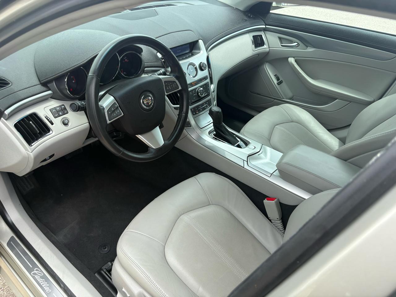 Cadillac CTS Sedan 4dr Sdn 3.0L Luxury RWD 2013