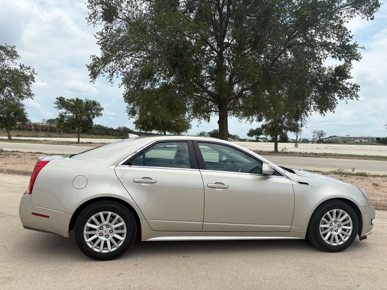 Cadillac CTS Sedan 4dr Sdn 3.0L Luxury RWD 2013