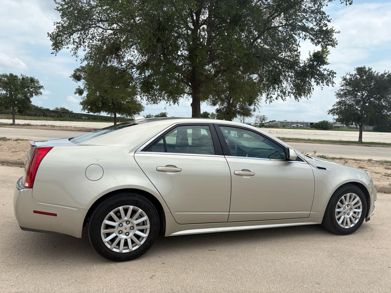 Cadillac CTS Sedan 4dr Sdn 3.0L Luxury RWD 2013
