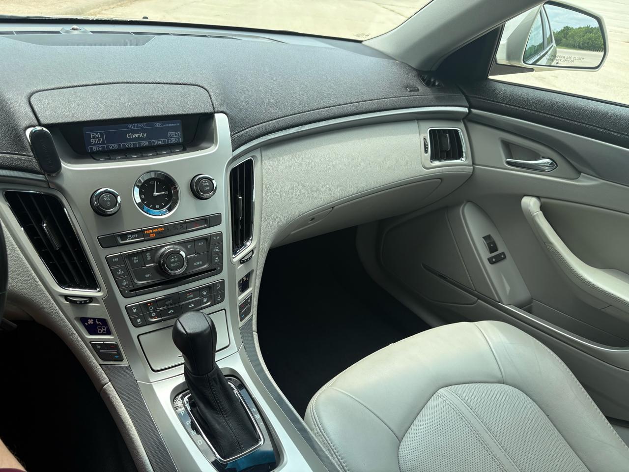 Cadillac CTS Sedan 4dr Sdn 3.0L Luxury RWD 2013