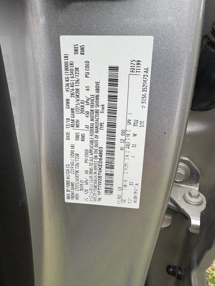 Ford Super Duty F-250 SRW Lariat 4WD Crew Cab 8' Box 2019