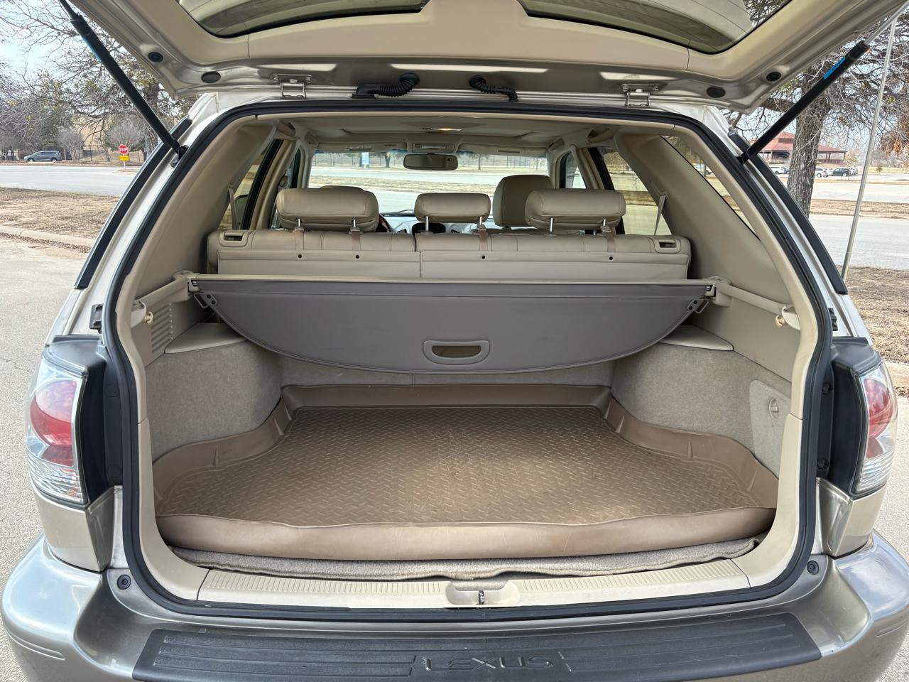 Lexus RX 300 4dr SUV 2003