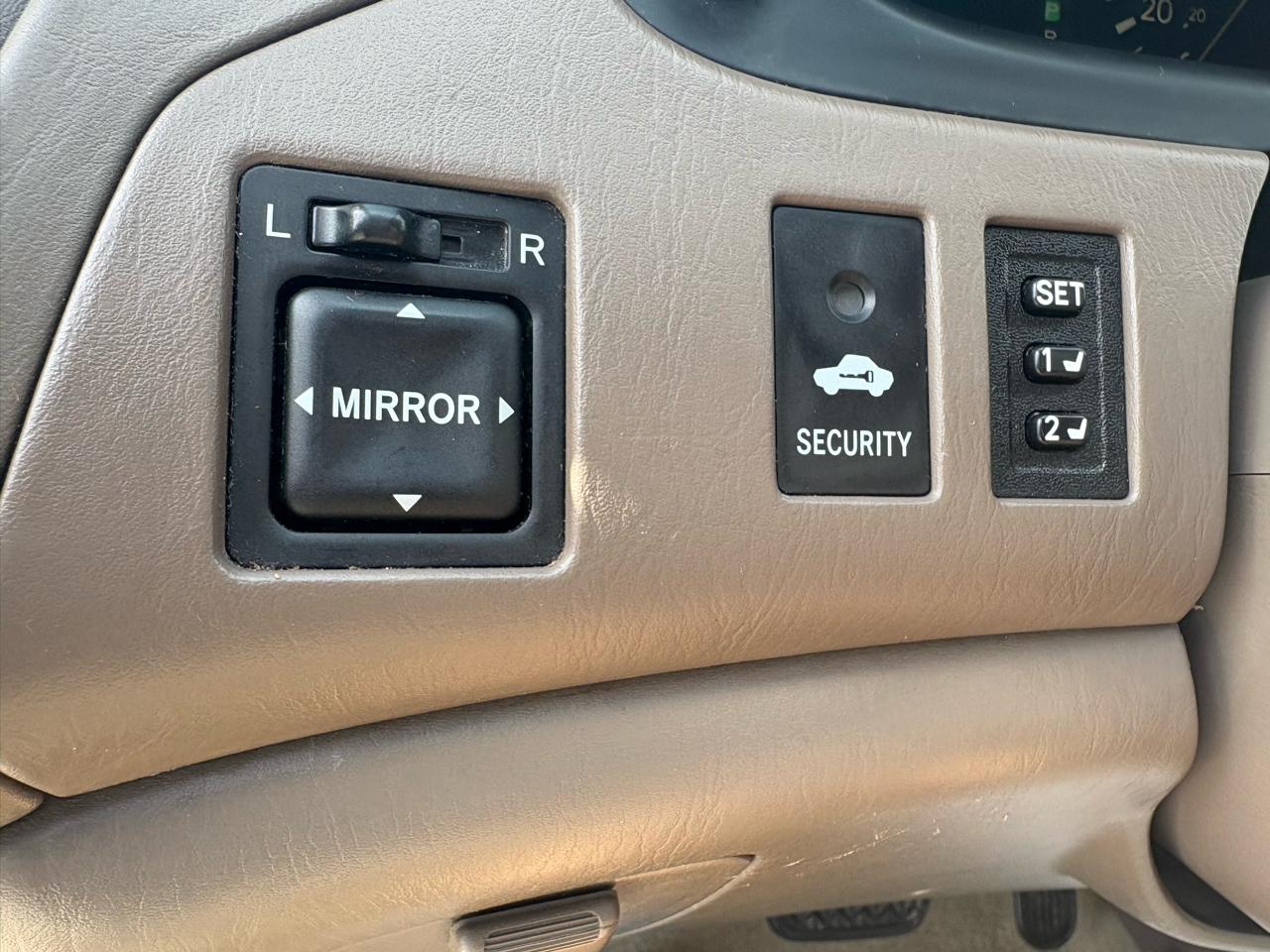 Lexus RX 300 4dr SUV 2003