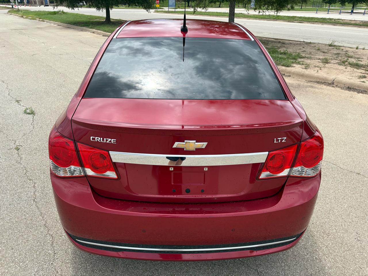 Chevrolet Cruze 4dr Sdn LTZ 2012