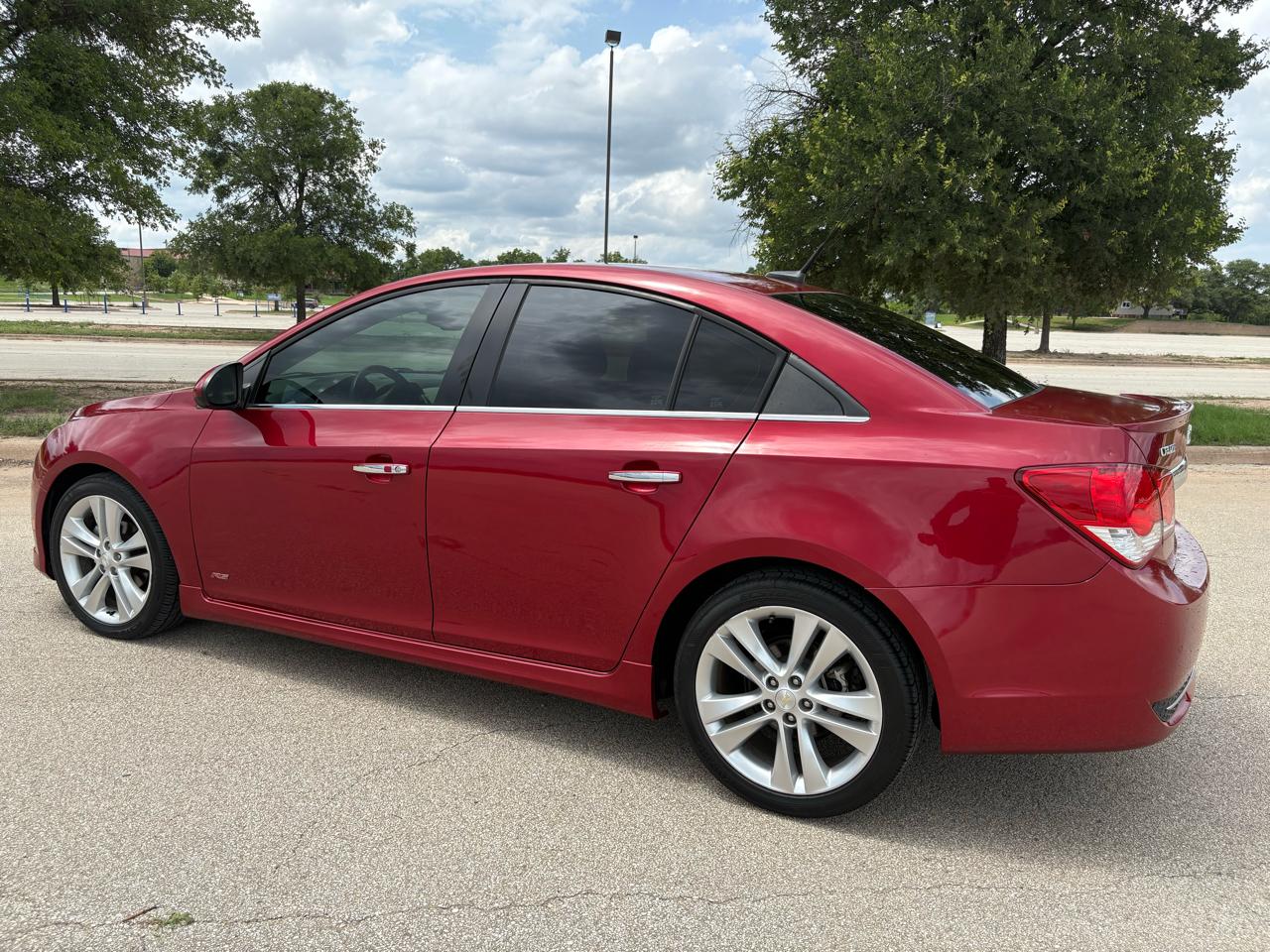 Chevrolet Cruze 4dr Sdn LTZ 2012