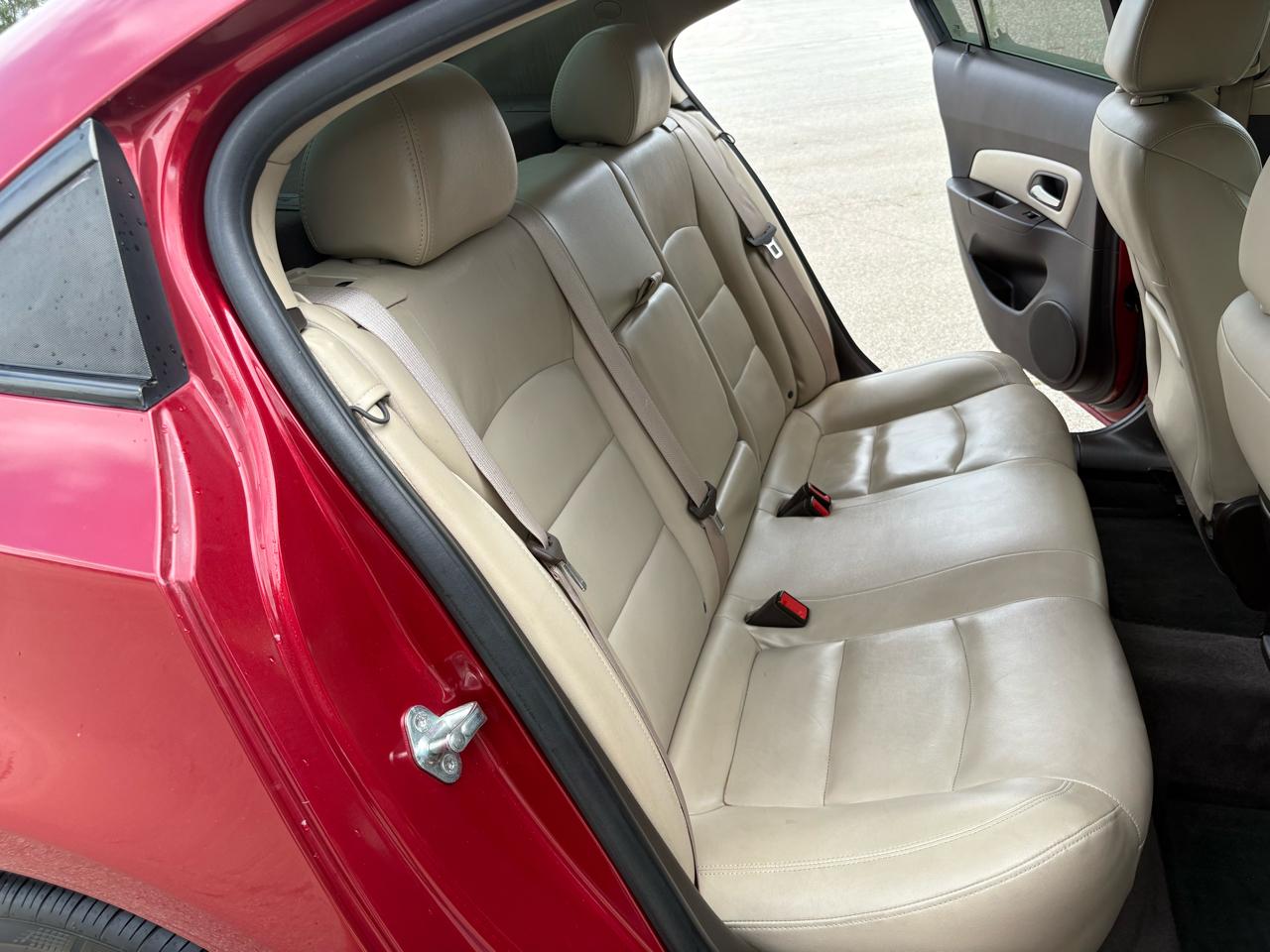 Chevrolet Cruze 4dr Sdn LTZ 2012
