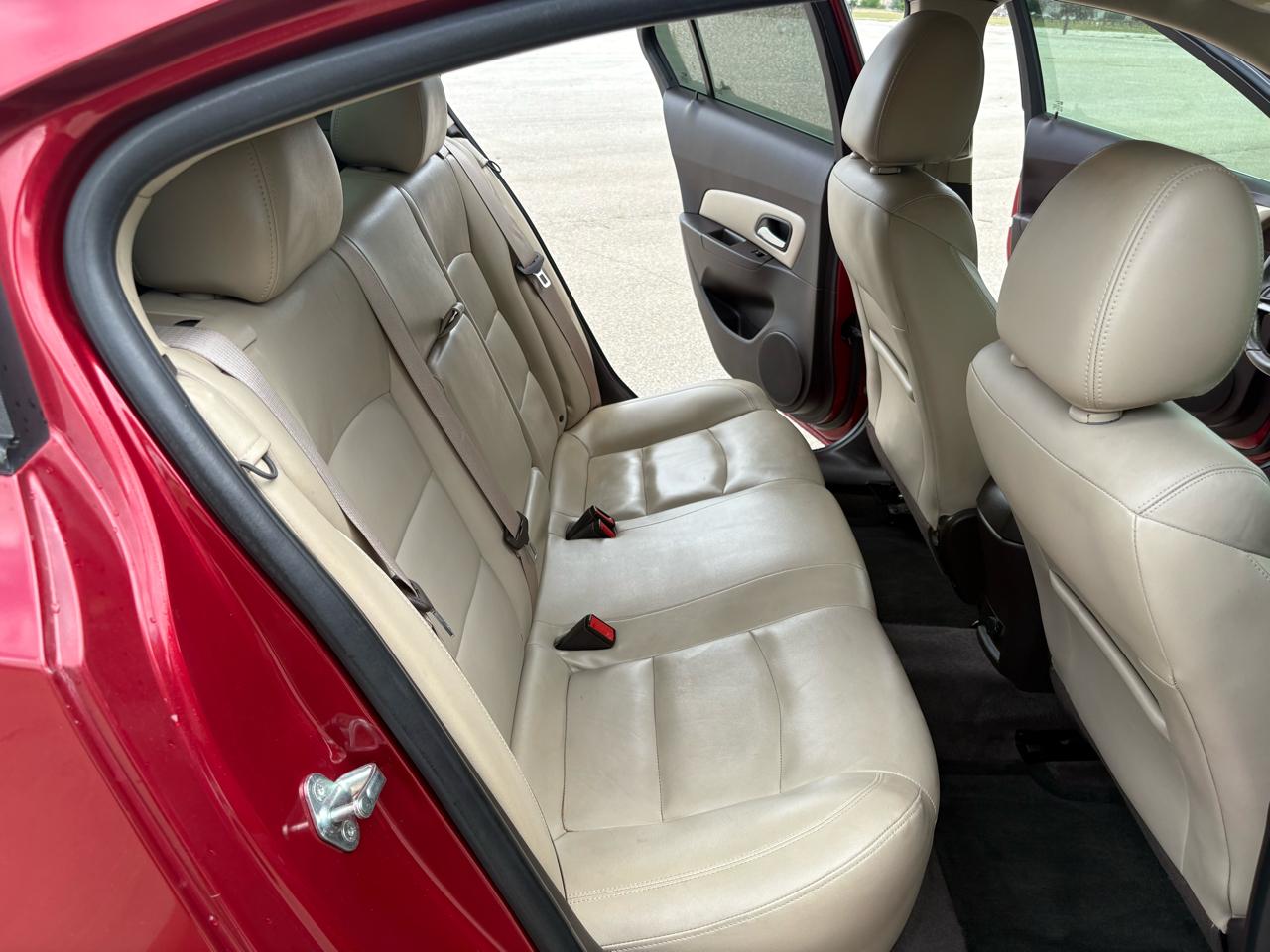 Chevrolet Cruze 4dr Sdn LTZ 2012