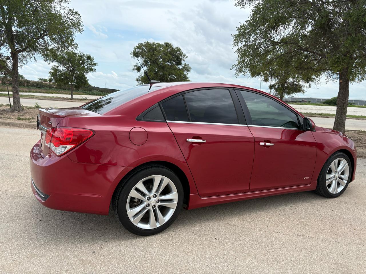 Chevrolet Cruze 4dr Sdn LTZ 2012