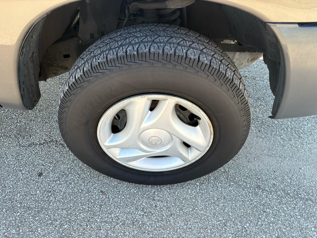 Toyota Tundra  2005