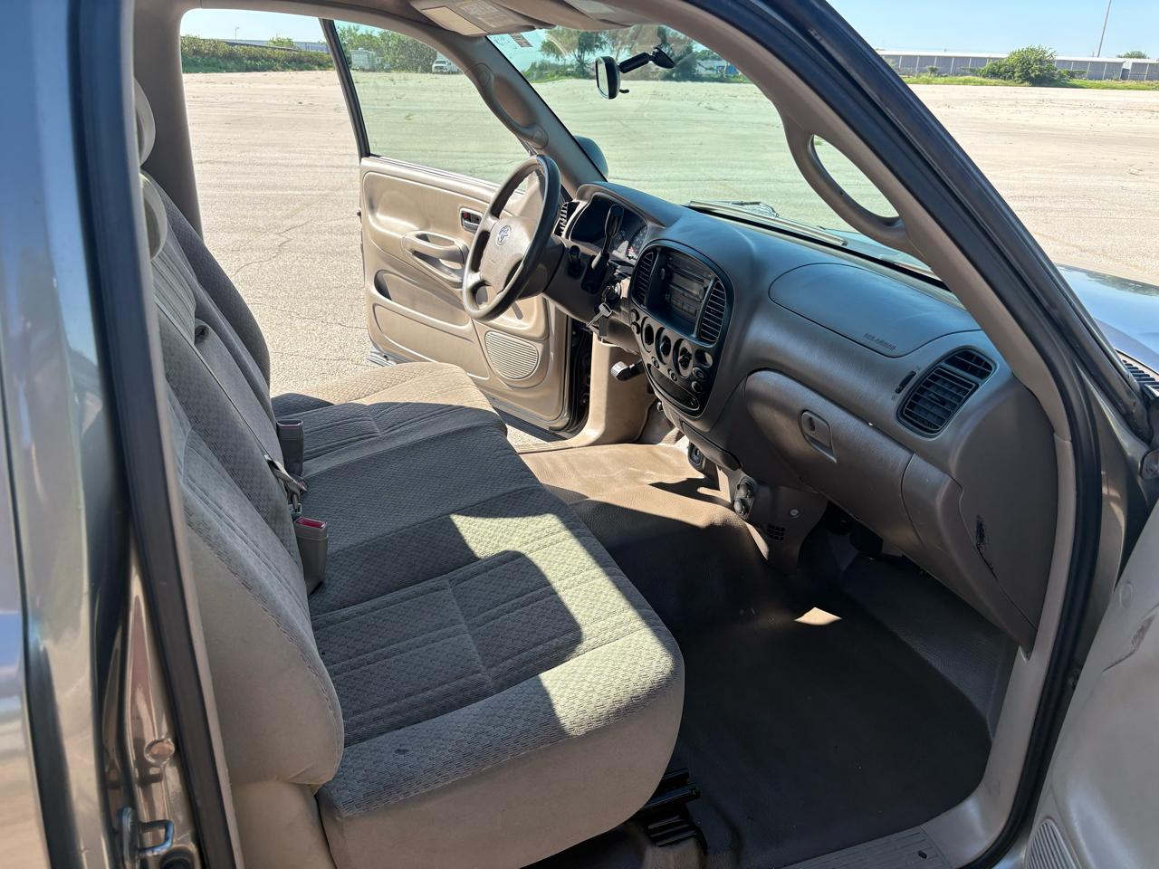 Toyota Tundra  2005