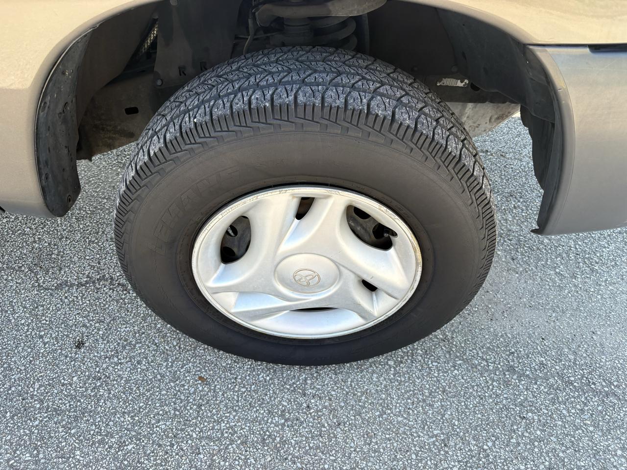 Toyota Tundra  2005