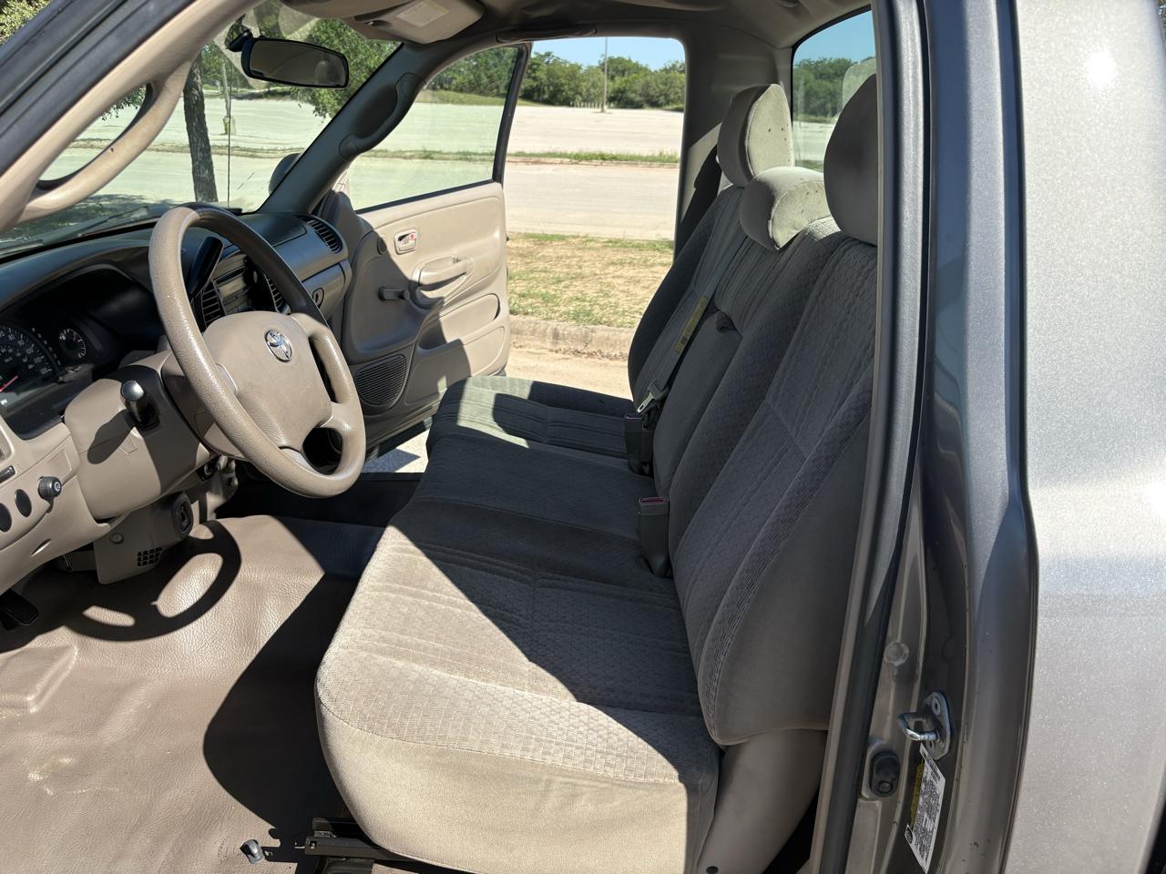 Toyota Tundra  2005
