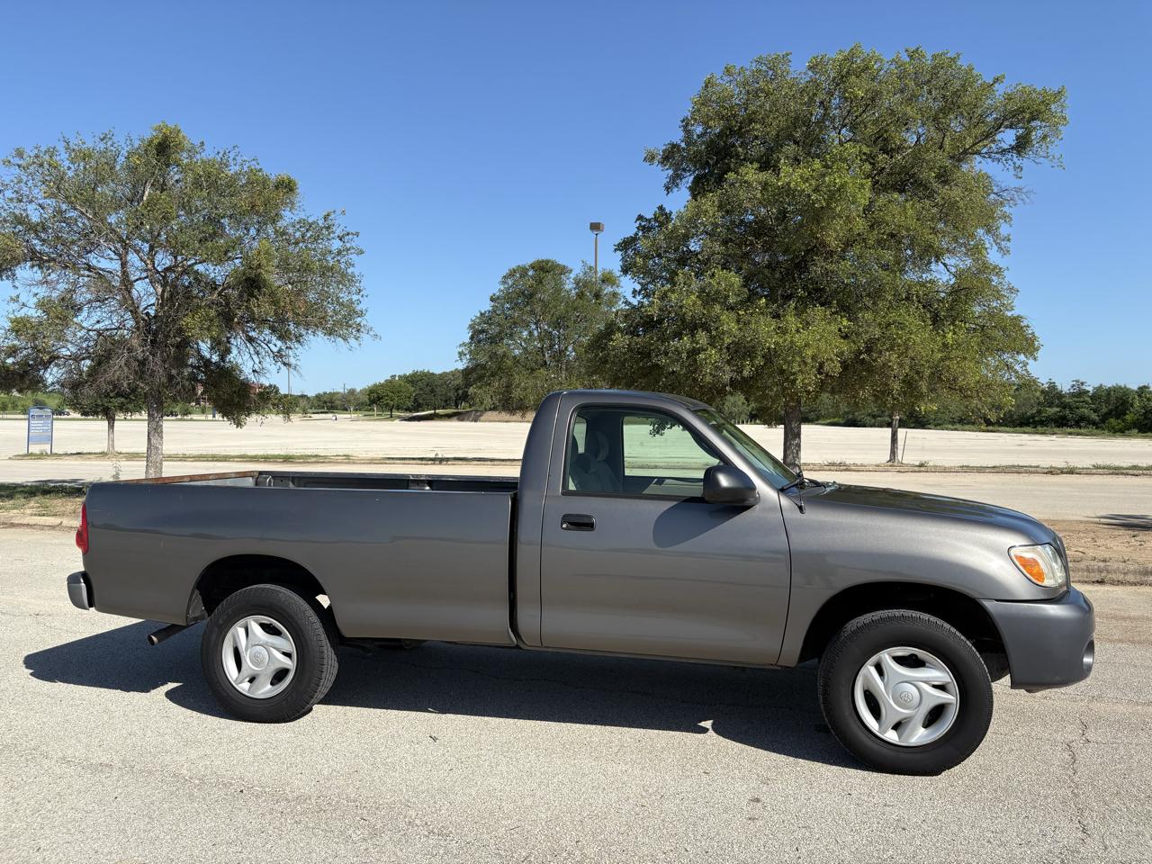 Toyota Tundra  2005