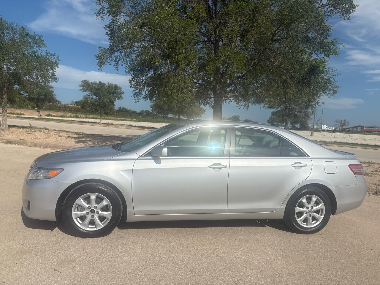 Toyota Camry  2011