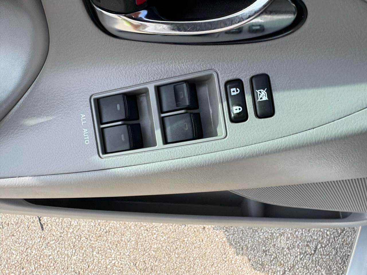 Toyota Camry  2011