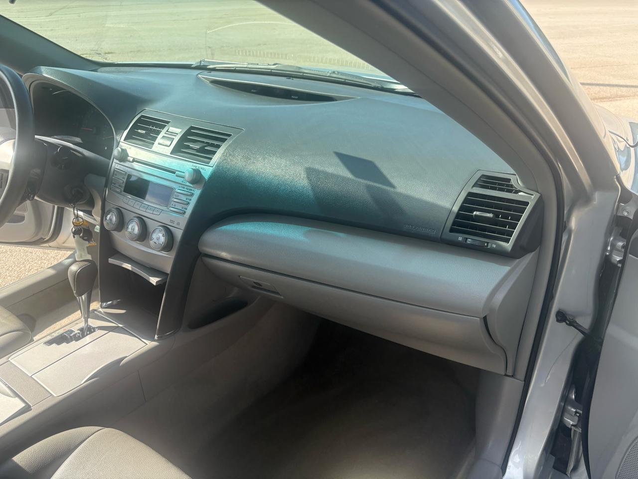 Toyota Camry  2011