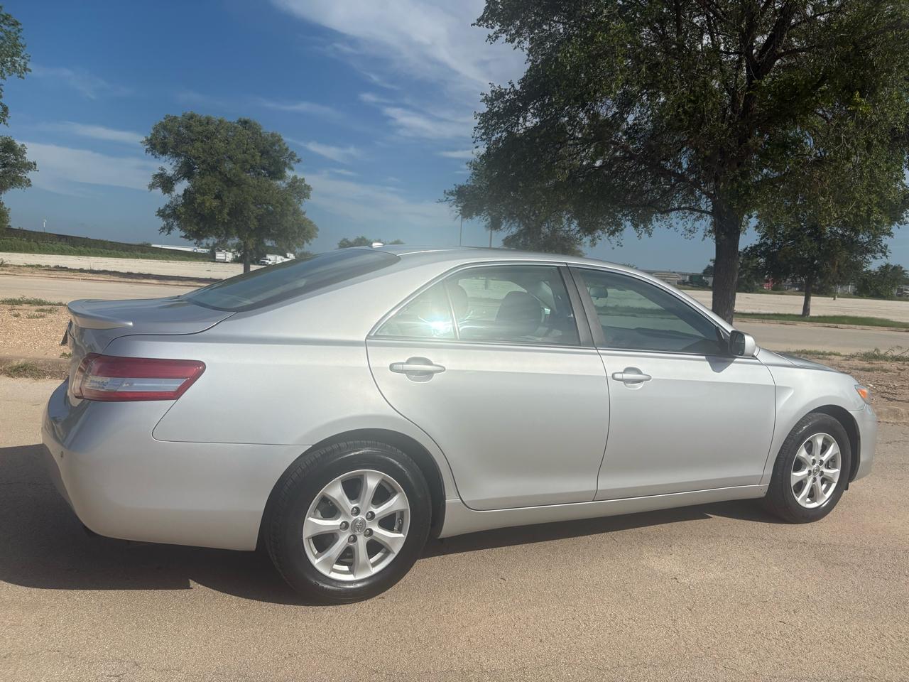 Toyota Camry  2011