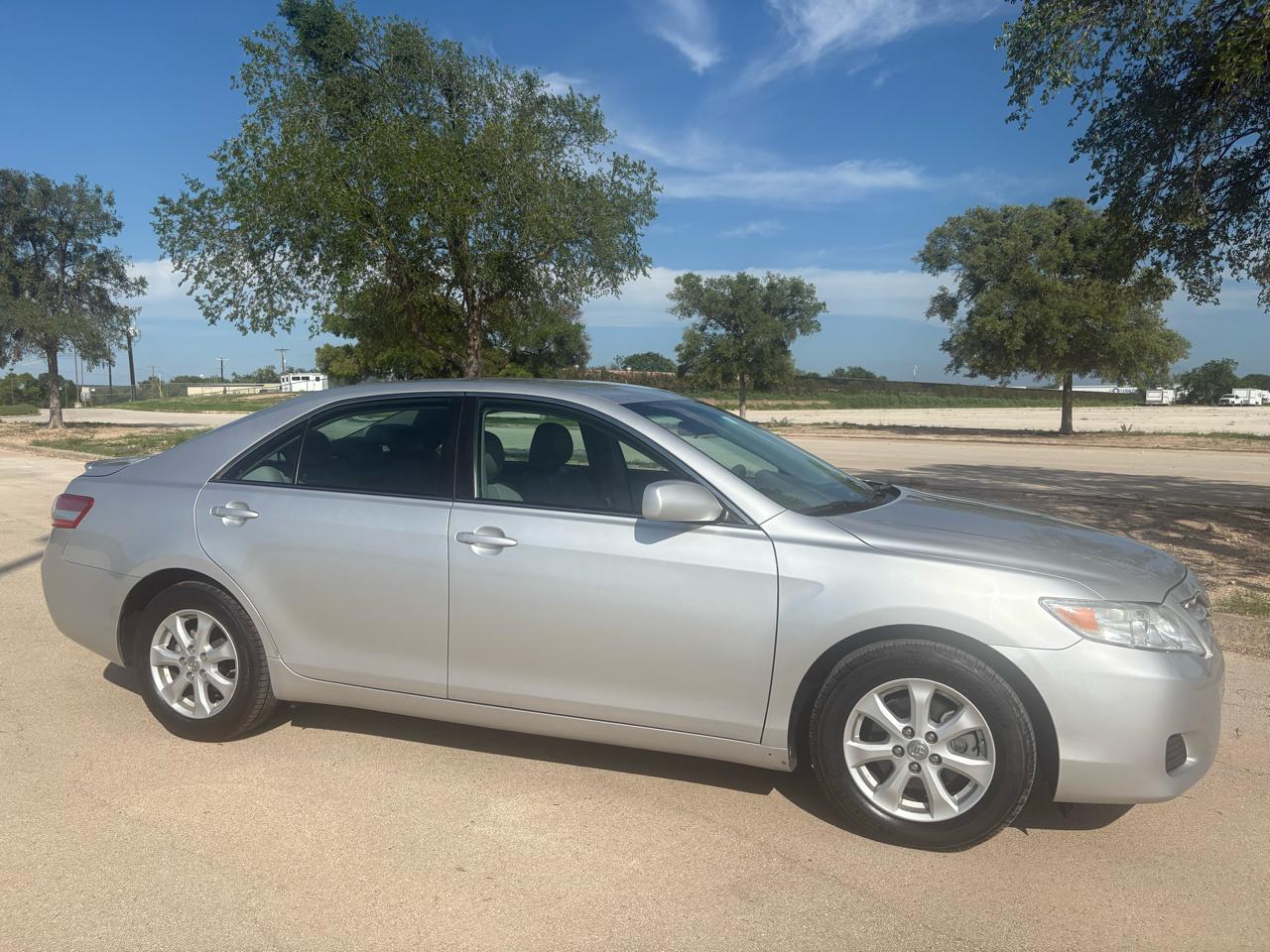 Toyota Camry  2011
