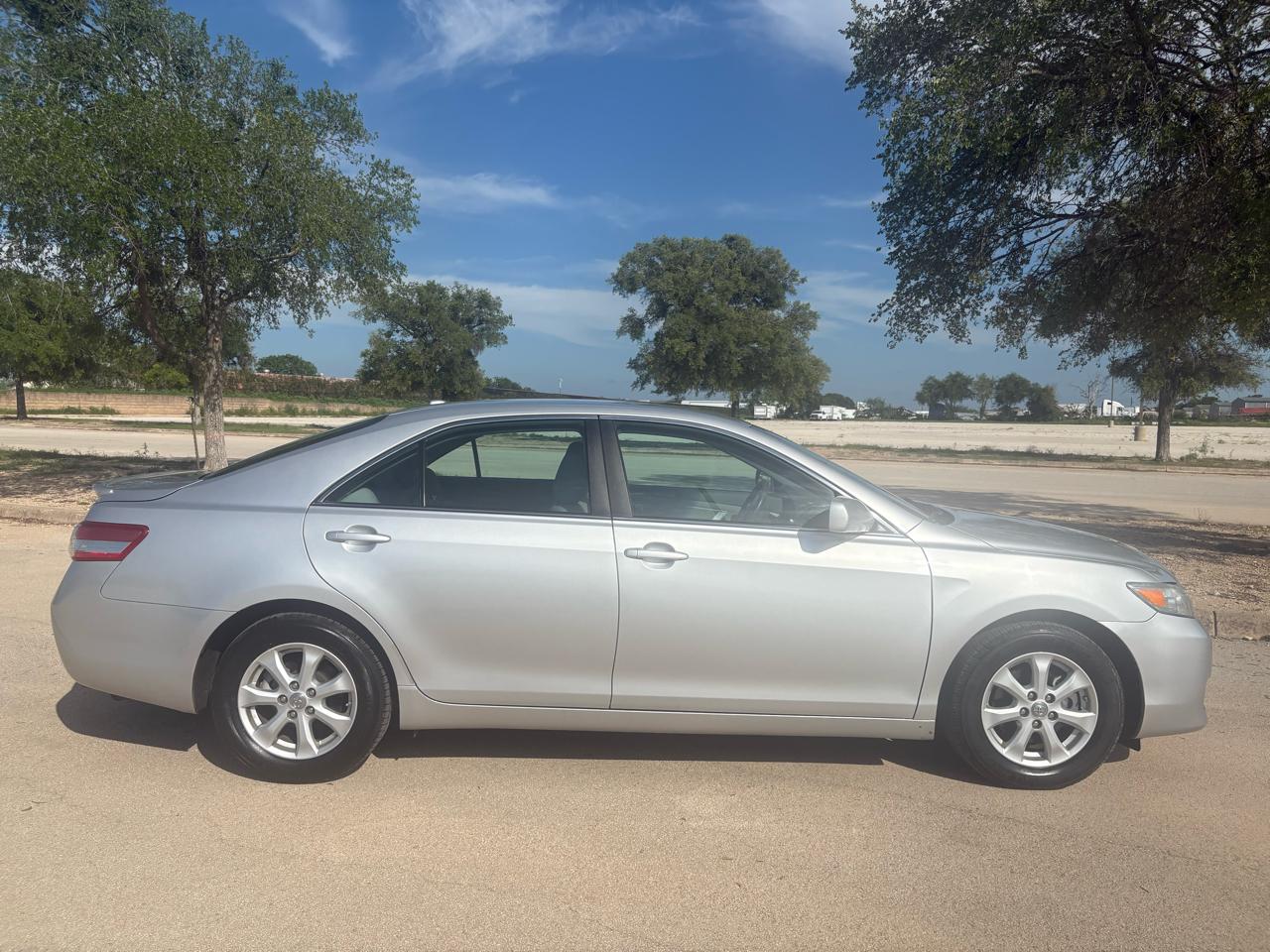 Toyota Camry  2011