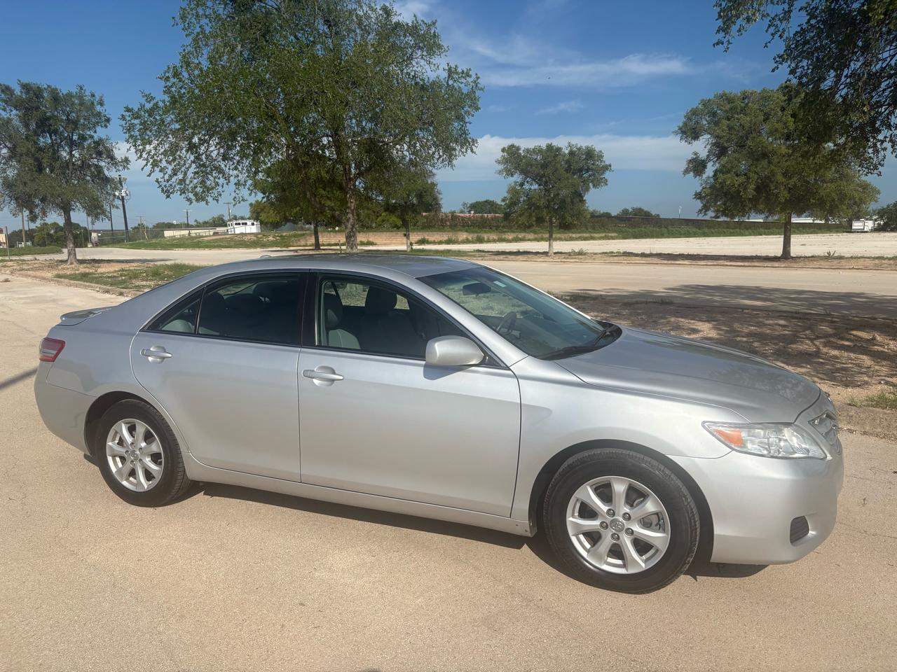 Toyota Camry  2011