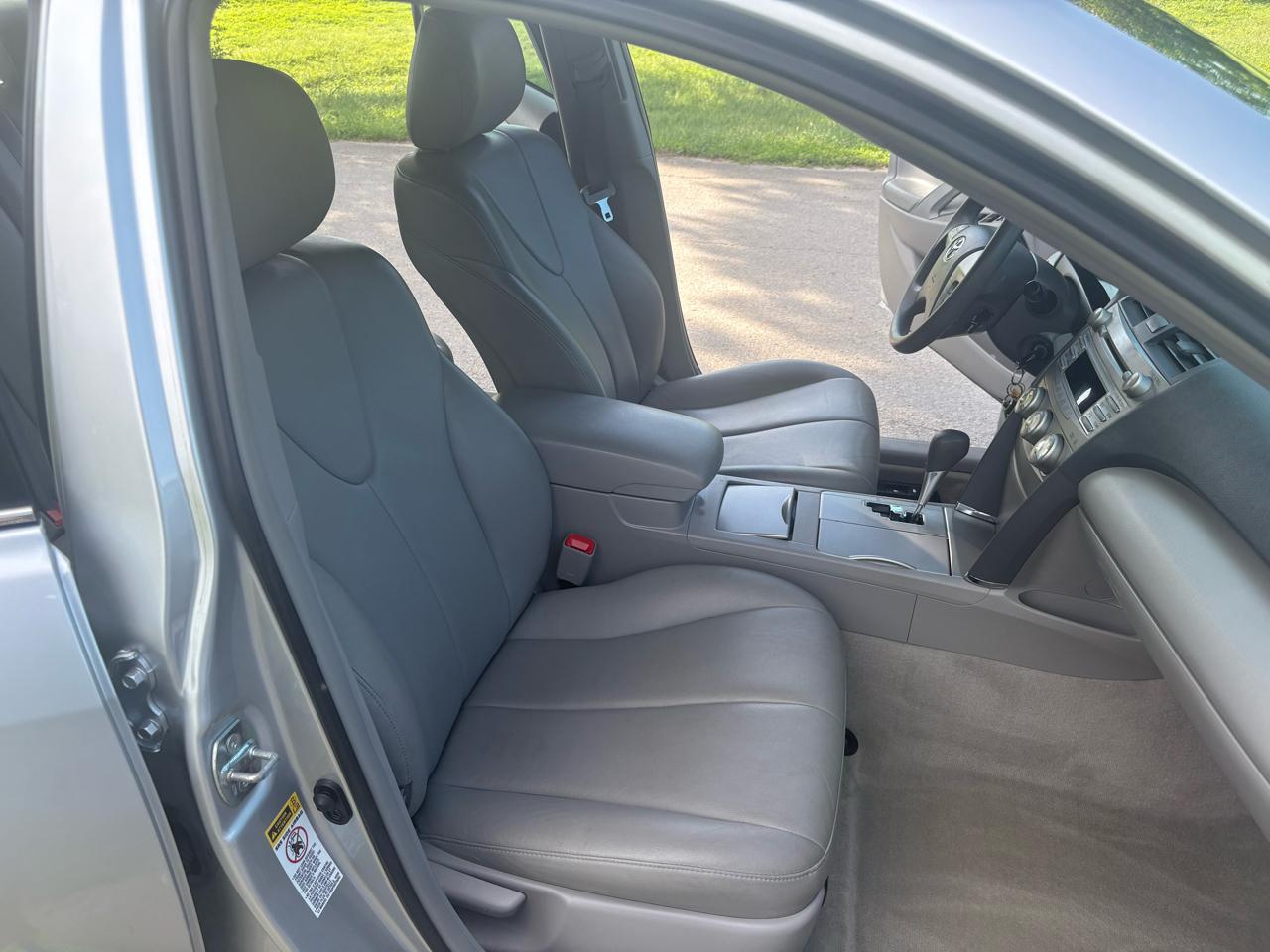 Toyota Camry  2011