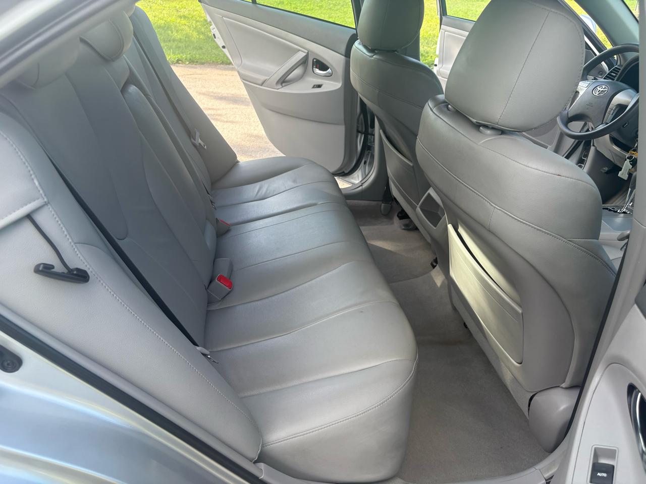 Toyota Camry  2011