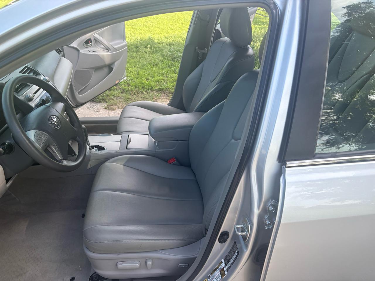 Toyota Camry  2011