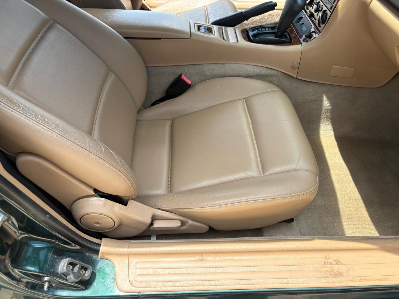 Mazda MX-5 Miata 2dr Convertible 1999