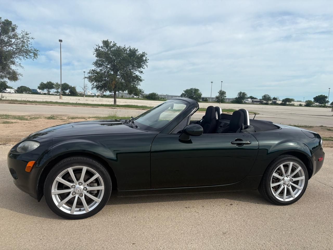 Mazda MX-5 Miata 2dr Conv Auto Touring 2007