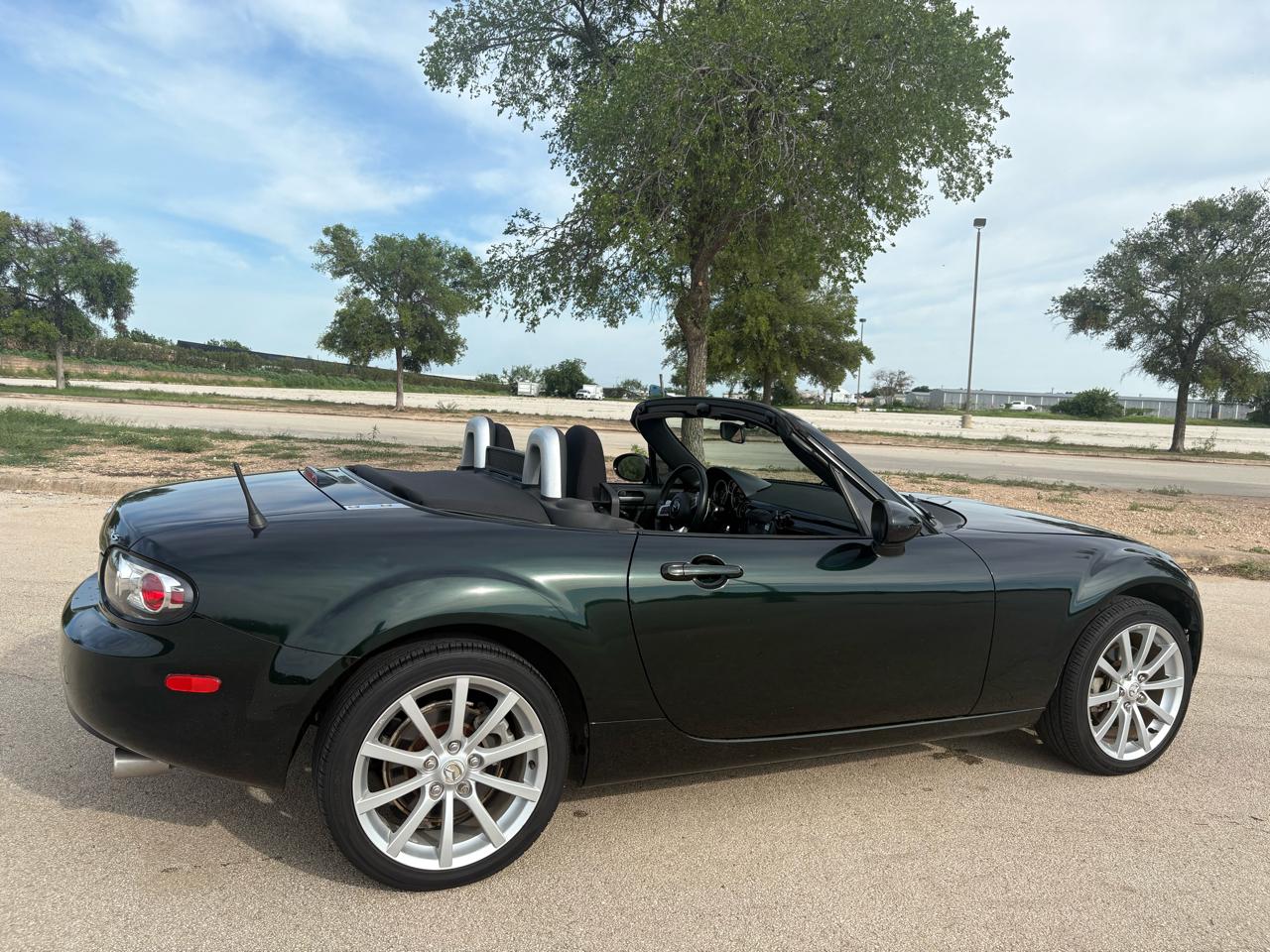 Mazda MX-5 Miata 2dr Conv Auto Touring 2007