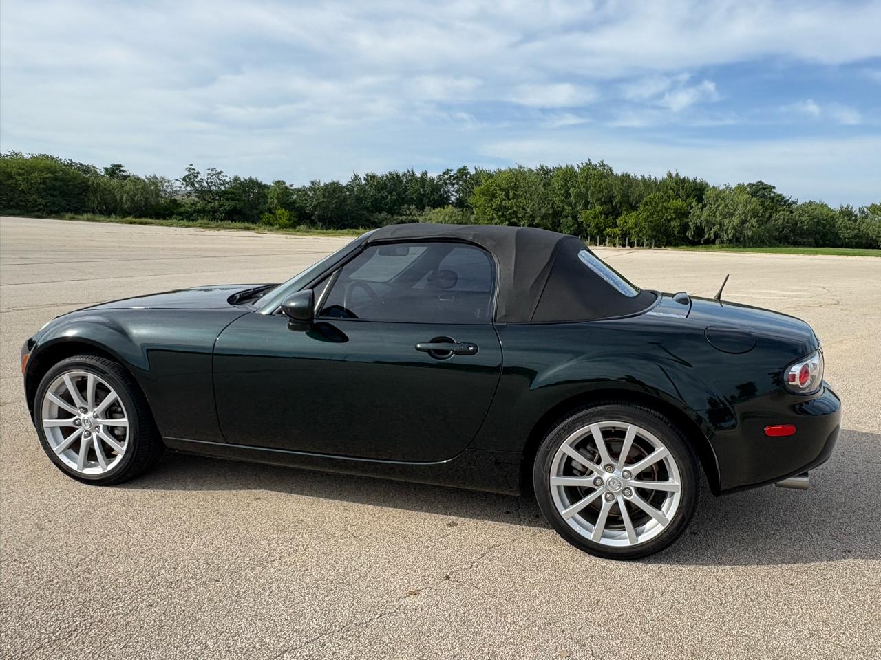 Mazda MX-5 Miata 2dr Conv Auto Touring 2007