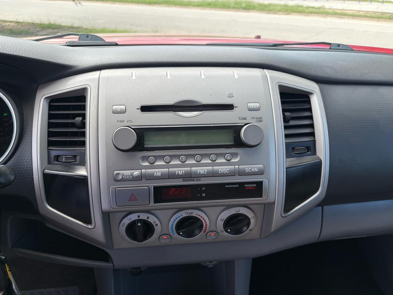 Toyota Tacoma Double 128" PreRunner Auto (Natl) 2005