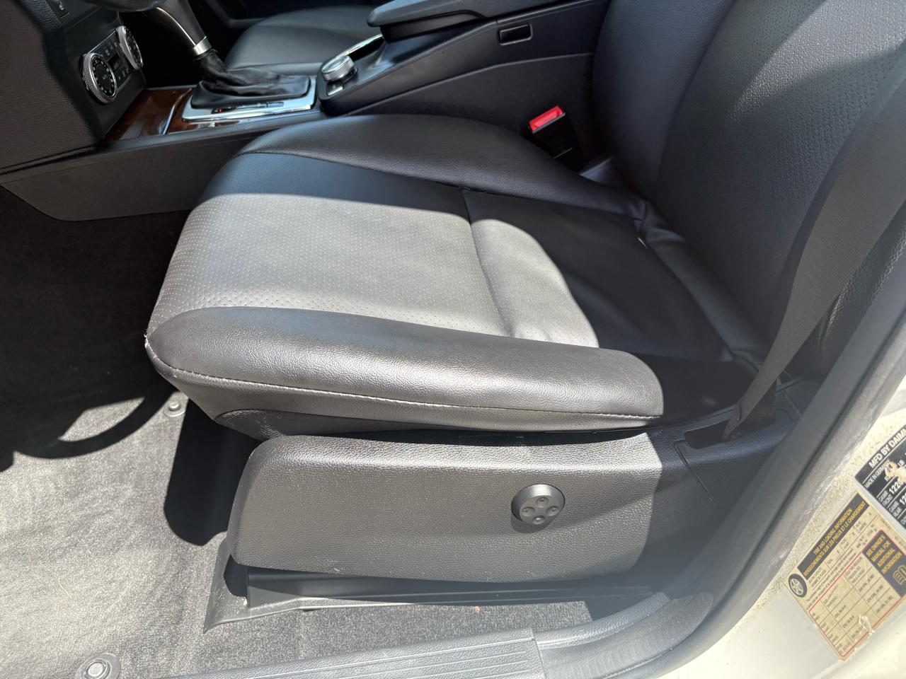 Mercedes-Benz GLK-Class 4MATIC 4dr GLK 350 2012